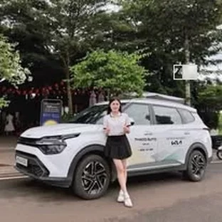 Hoạt động tư vấn và giao xe Kia tại Gia Lai 4